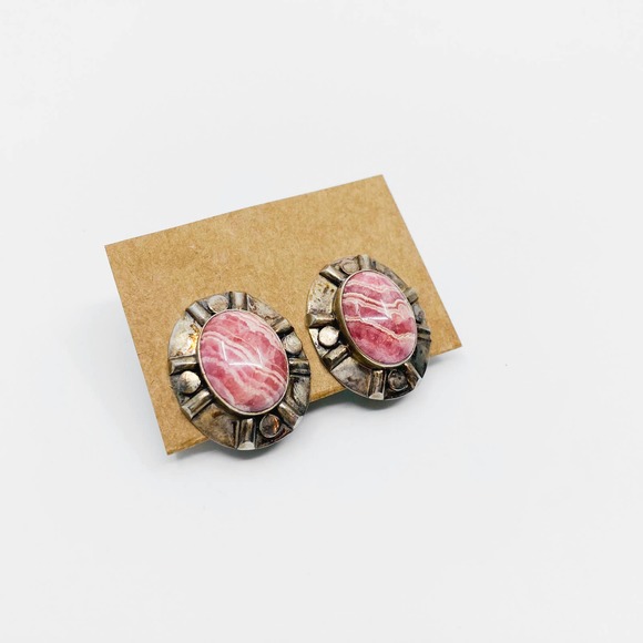Vintage Jewelry - Vintage Navajo Pink Silver Detail Clip on Earrings